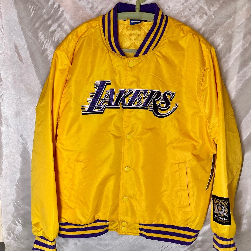 Ultra Game Lakers Satin Snap Jacket Yellow Purple L NWT